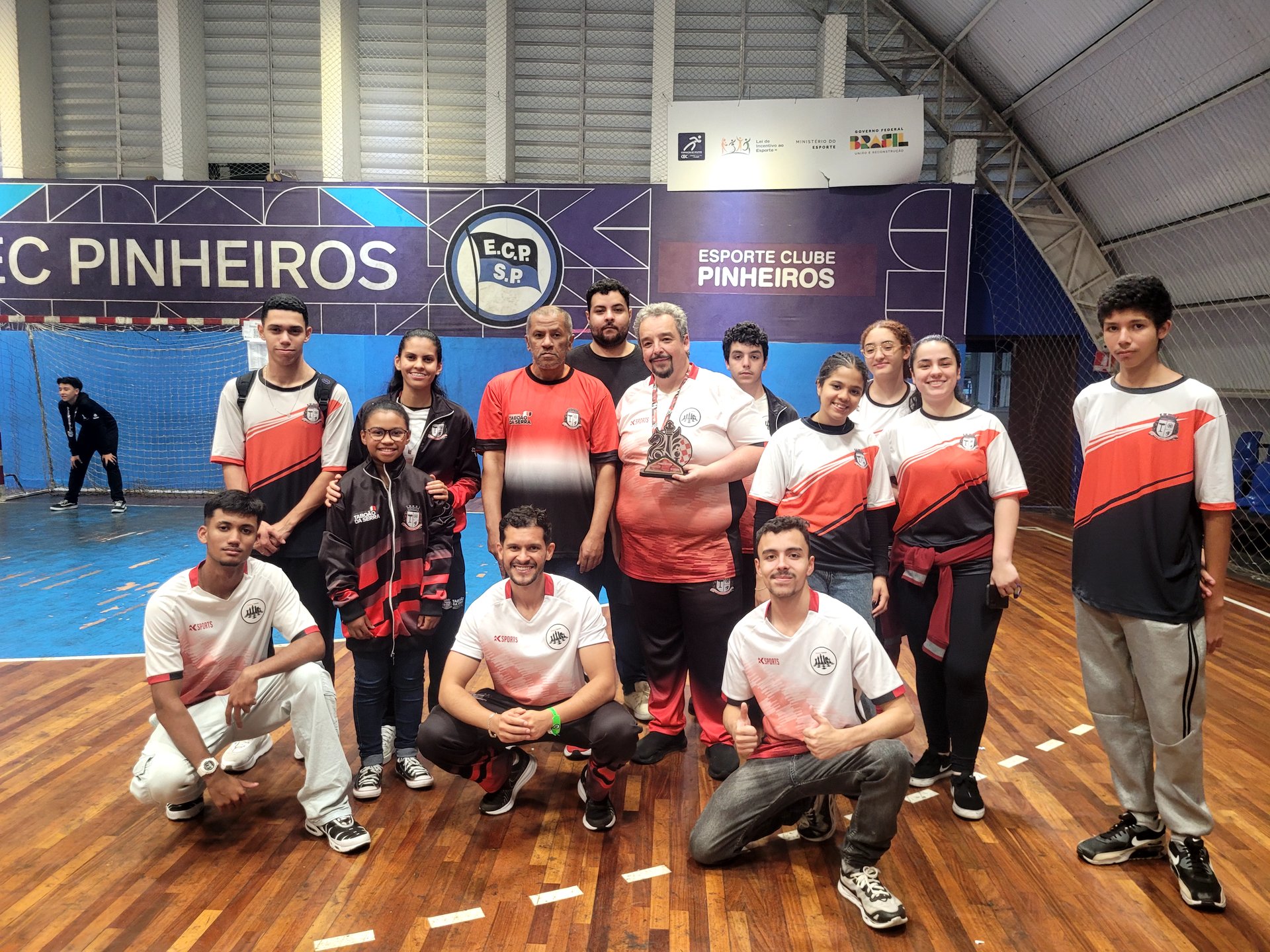 Equipe do Xadrez Taboão no Esporte Clube Pinheiros